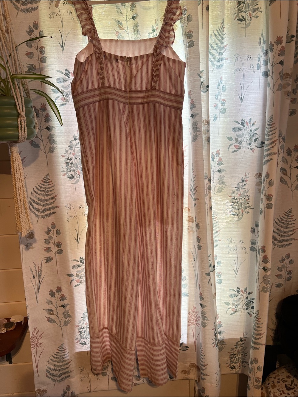 Linen blend jumpsuit - Picture 2 of 2